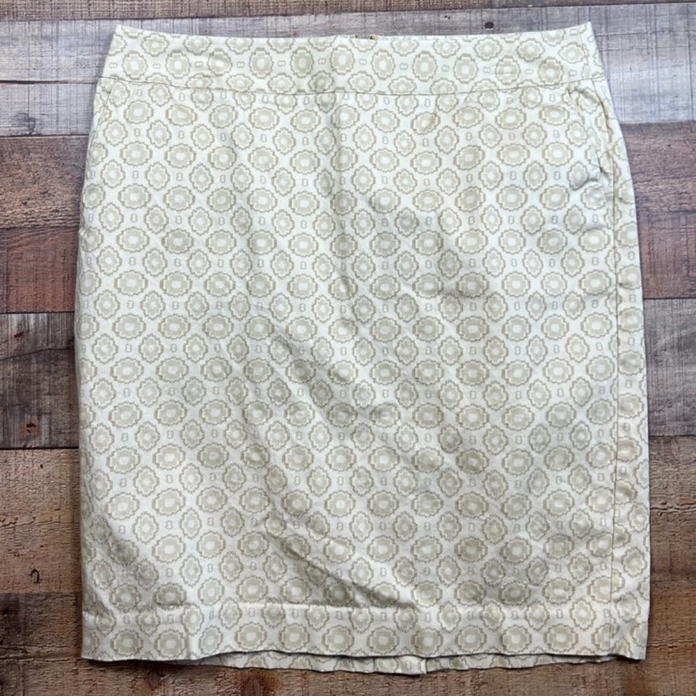 Liz Claiborne New York Tan Printed Skirt size 14